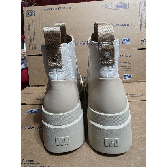 UGG SEA SALT BRISBANE CHELSEA WATERPROOF PLATFORM BOOTS WOMEN' US 9.5 EUR 40.5 - Picture 3 of 7